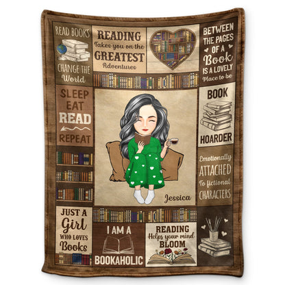 Personalized 'Bookaholic' Reading Blanket - Custom Gift for Cozy Book Lovers