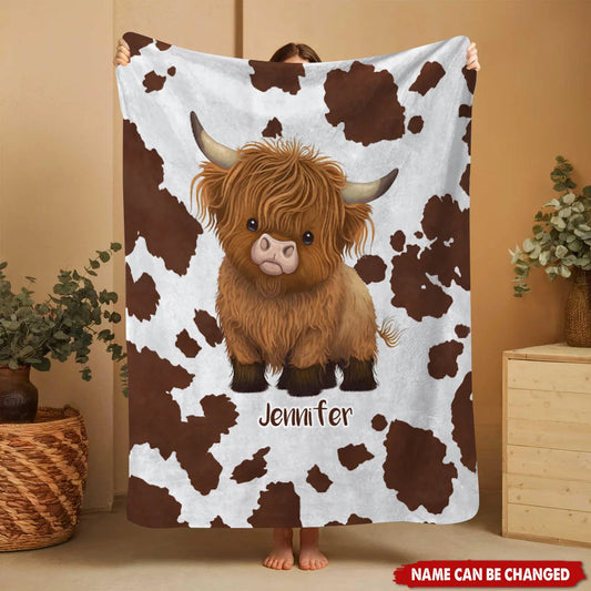 Cute Fluffy Highland Cow Personalized Blanket - Custom Name Cozy Farmhouse Decor Gift for Kids & Adults